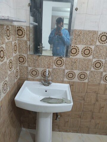 Bathroom in 2 BHK Builder Floor at Neb Sarai – for Rent