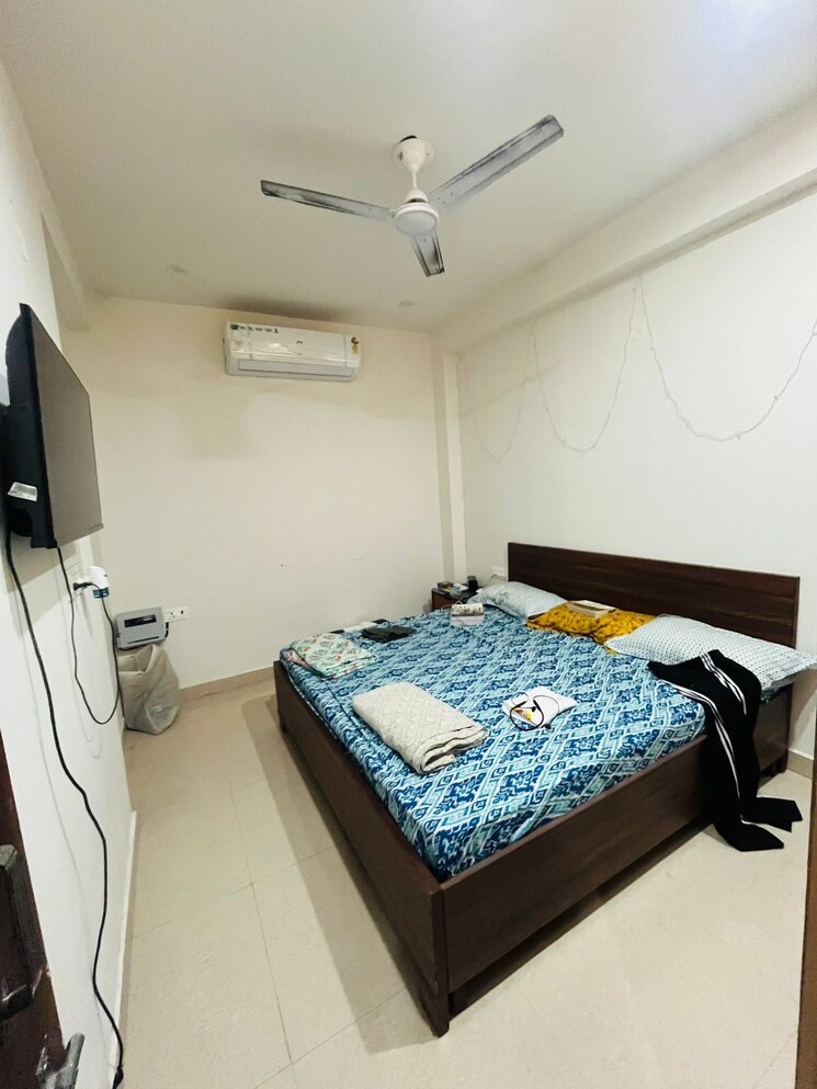 Cover Image, sector 46 1.5 Bedroom 900 Sq.Ft. Builder Floor In Sector 46 Gurgaon 9759780