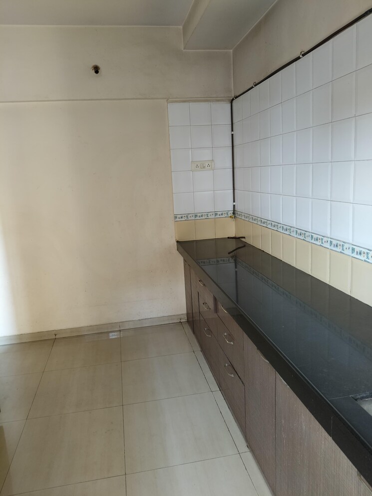 Kitchen, kesar-gardens 3 Bedroom 1540 Sq.Ft. Apartment In Kharghar Navi Mumbai 9759774