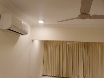 Furnished Amenities in 2 BHK Apartment at MM Spectra, Chembur – for Sale