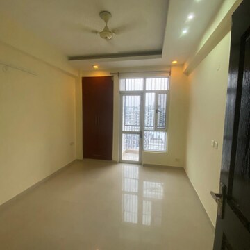 3 BHK Apartment For Sale in Prateek Wisteria, Sector 77