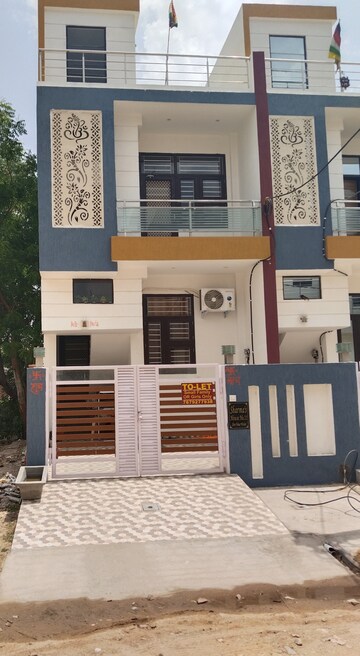 2 BHK Builder Floor For Rent in Manyawas
