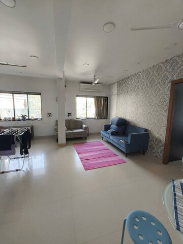 Living Room in 3 BHK Apartment at Sneh CHS Santacruz, Santacruz West – for Rent