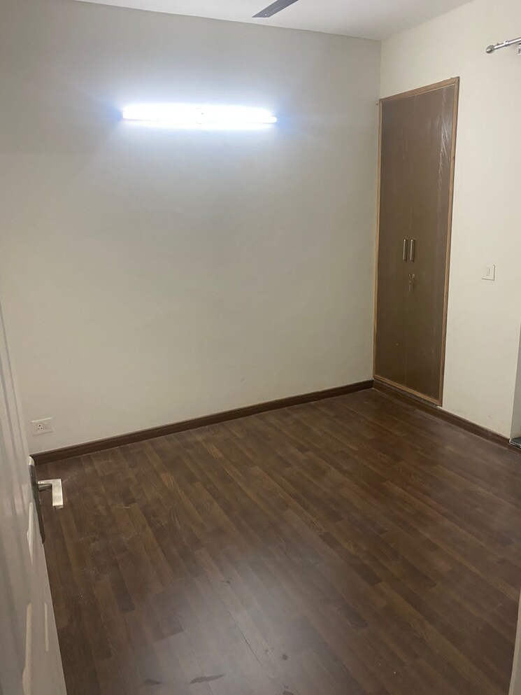 Room, bptp-parkland-pride 3 Bedroom 1700 Sq.Ft. Apartment In Sector 77 Faridabad 9760029