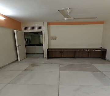 Bedroom in 2 BHK Apartment at Dadar West – for Rent