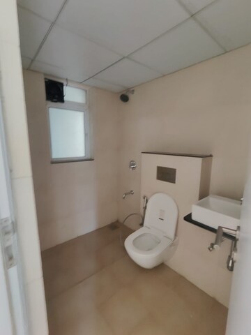 Bathroom in 3 BHK Independent House at Dlf Phase ii – for Sale