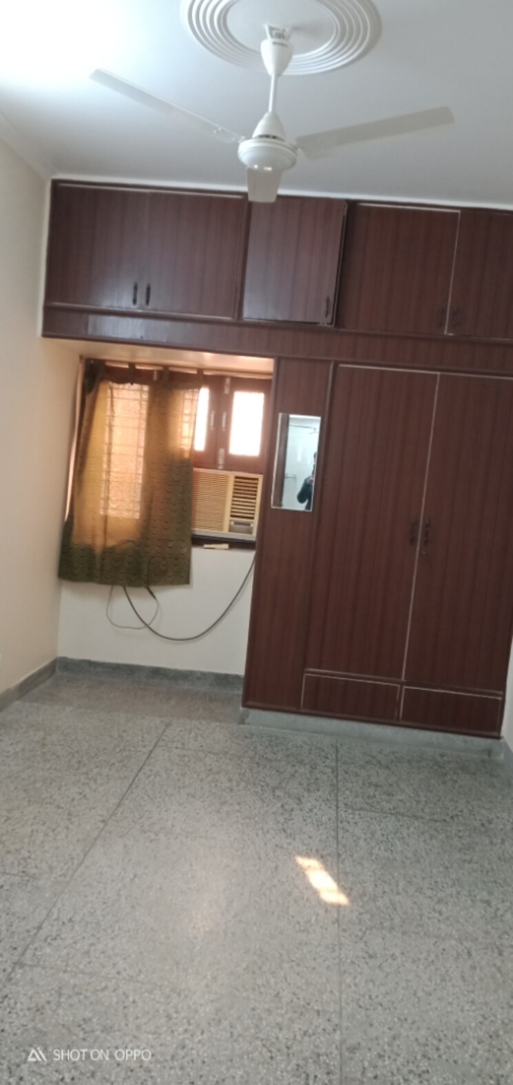 Room, vasant kunj 3 Bedroom 900 Sq.Ft. Apartment In Vasant Kunj Delhi 9760514