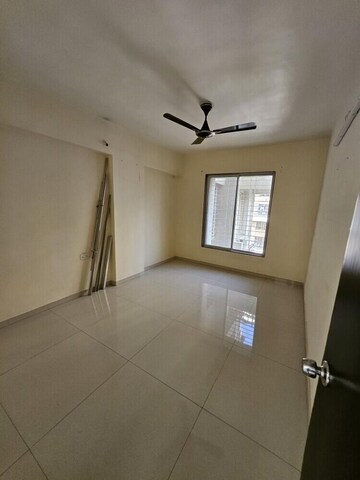 Room in 3 BHK Apartment at Pimple Saudagar – for Rent