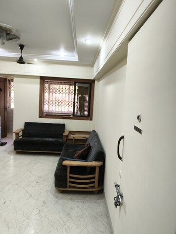 1 BHK Apartment For Rent in Vile Parle East