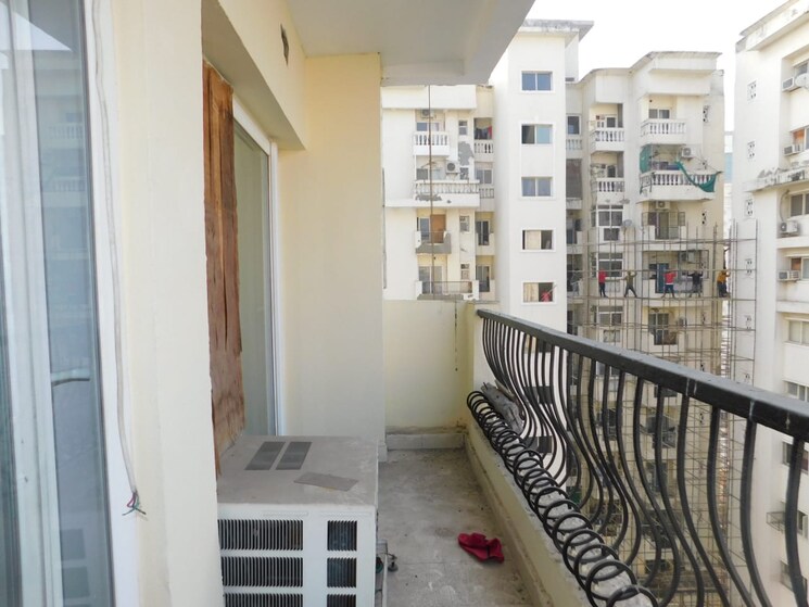 Balcony, aditya-urban-casa 4 Bedroom 2190 Sq.Ft. Apartment In Sector 78 Noida 9760300