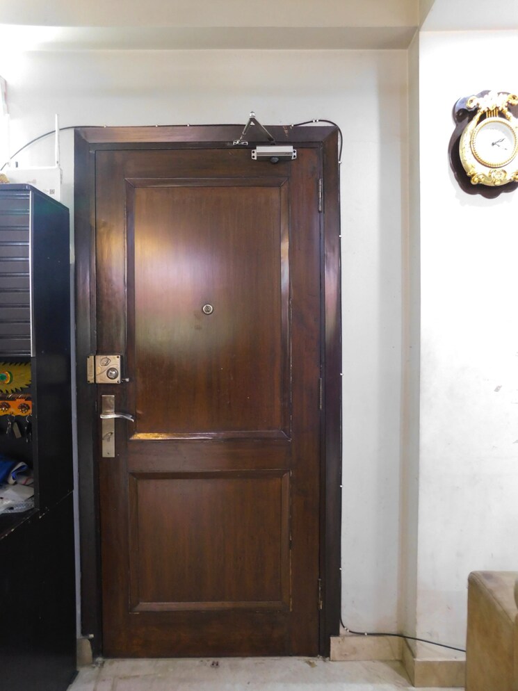 undefined, east of kailash 3 Bedroom 200 Sq.Yd. Builder Floor In East Of Kailash Delhi 9760271