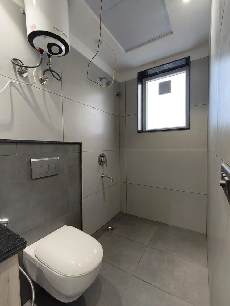 Bathroom, sector 46 Studio 600 Sq.Ft. Builder Floor In Sector 46 Gurgaon 9760724
