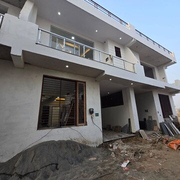 3 BHK Villa – Exterior View View at Sector 16b Greater Noida - for Sale