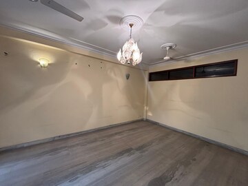 Room in 3 BHK Builder Floor at Greater Kailash I – for Sale