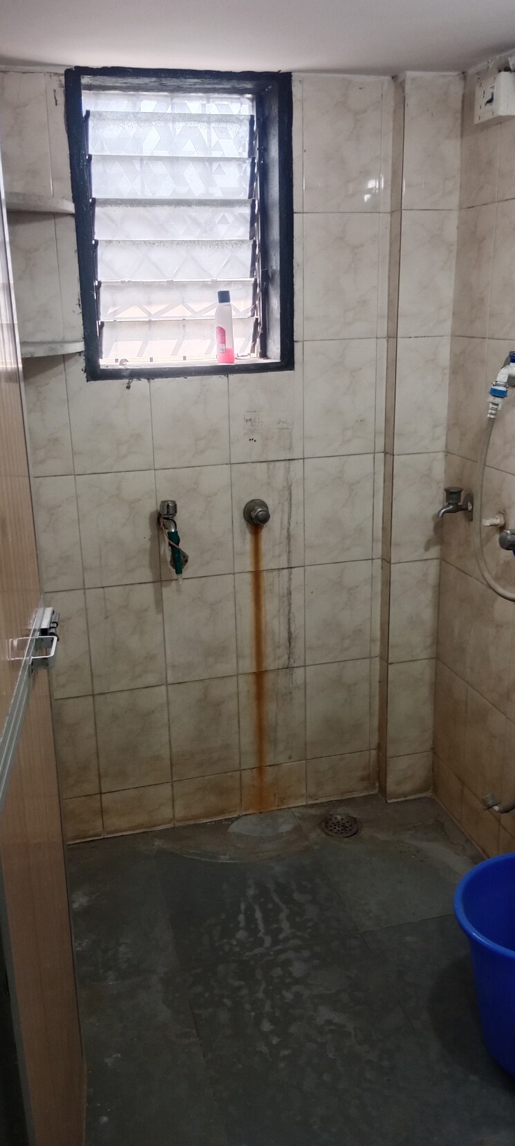 Bathroom, dombivli east 1 Bedroom 450 Sq.Ft. Apartment In Dombivli East Thane 9760973