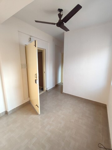Room in 1 BHK Builder Floor at Cv Raman Nagar – for Rent