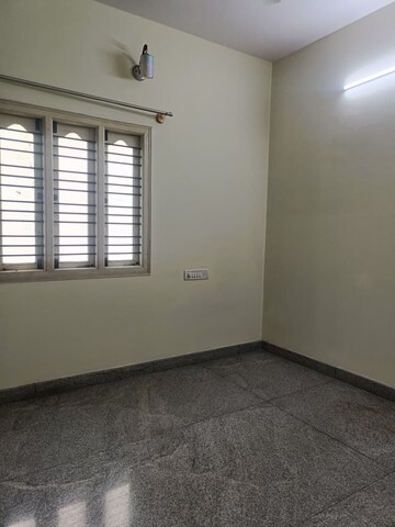 Room in 1 BHK Builder Floor at Cv Raman Nagar – for Rent