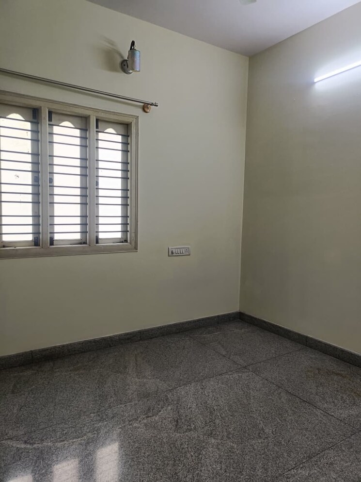 Room, cv raman nagar 1 Bedroom 600 Sq.Ft. Builder Floor In Cv Raman Nagar Bangalore 9760985