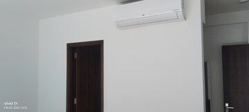 Room in 3 BHK Builder Floor at Adani Samsara Ivana, Sector 63 – for Rent