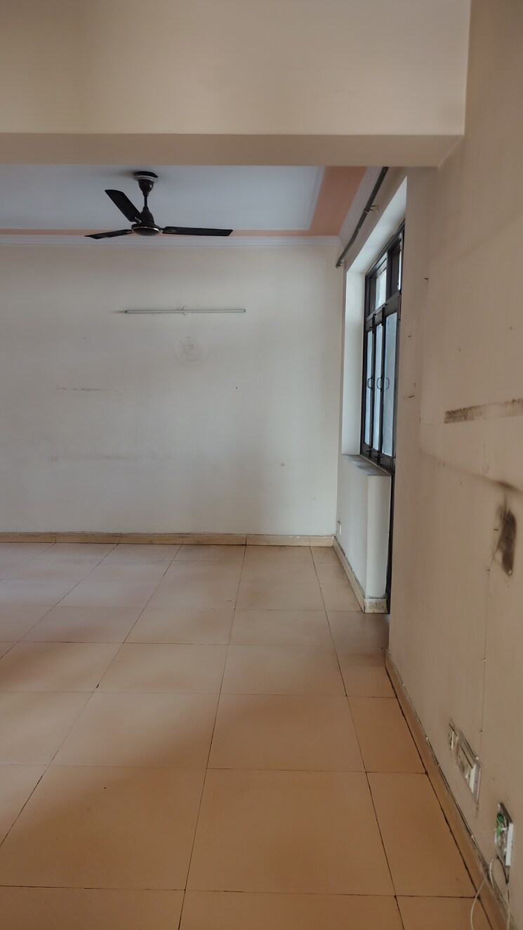 undefined, express-one 3 Bedroom 1775 Sq.Ft. Apartment In Vasundhara Sector 14 Ghaziabad 9761190