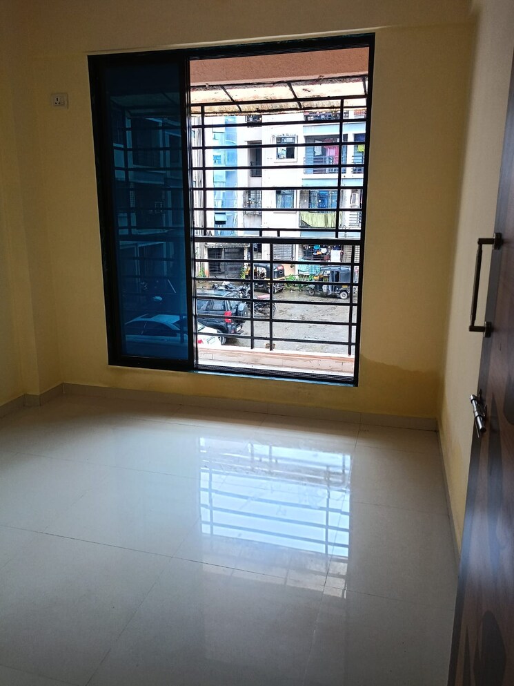 Room, devrung 1 Bedroom 420 Sq.Ft. Apartment In Devrung Thane 9749850