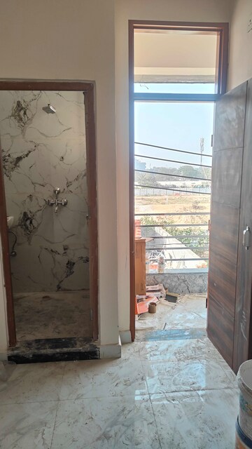 Balcony in 1 BHK Independent House at Carterpuri Village – for Rent