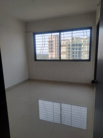 Room in 3 BHK Apartment at Sea Regency, Ulwe Sector 3 – for Sale