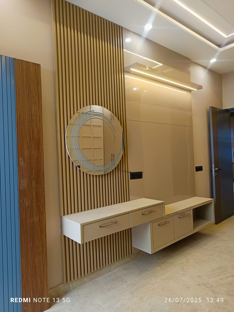 Room, patiala road 6+ Bedroom 4900 Sq.Ft. Independent House In Patiala Road Zirakpur 9761744