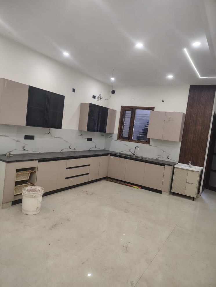Kitchen, dhakoli 6+ Bedroom 215 Sq.Yd. Independent House In Dhakoli Zirakpur 9761823