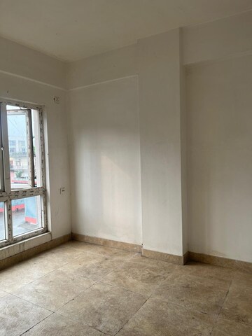 Room in 2 BHK Apartment at Chinar Park – for Sale