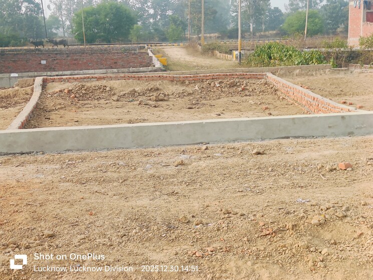 undefined, gomti nagar  4400 Sq.Ft. Plot In Gomti Nagar Lucknow 9761888
