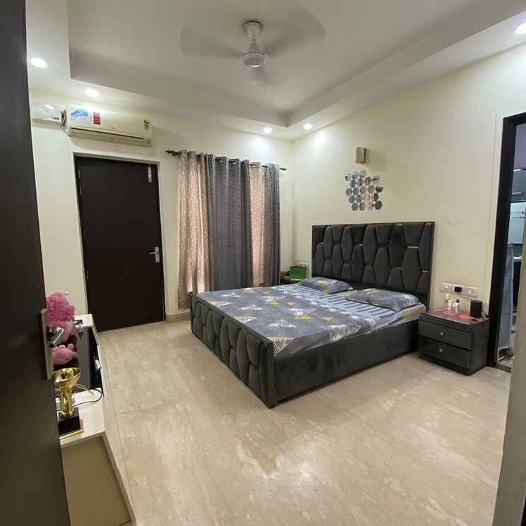 Bedroom, sector 15 ii 5 Bedroom 263 Sq.Yd. Independent House In Sector 15 ii Gurgaon 9762012