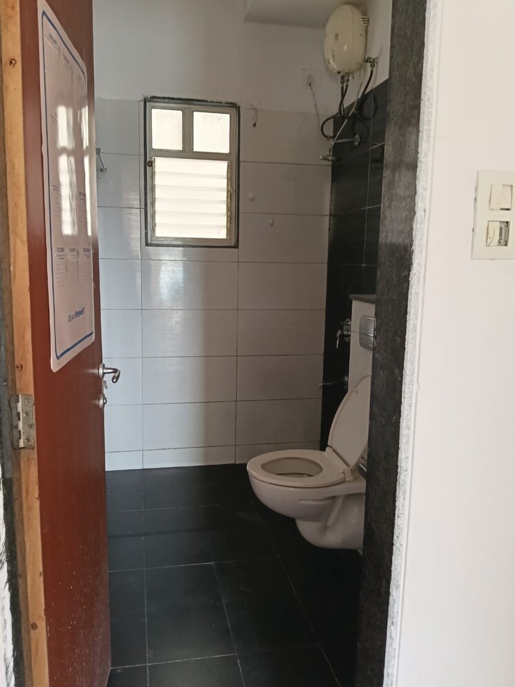 Bathroom, kolte-patil-life-republic 3 Bedroom 1220 Sq.Ft. Apartment In Hinjewadi Pune 9762040