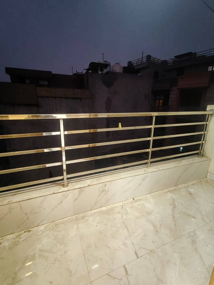 Balcony, saket 1 Bedroom 500 Sq.Ft. Builder Floor In Saket Delhi 9762090