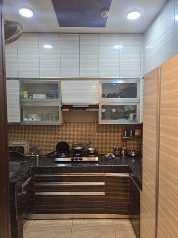Kitchen in 2.5 BHK Apartment at Divyansh Flora, Sector 16c Greater Noida – for Sale