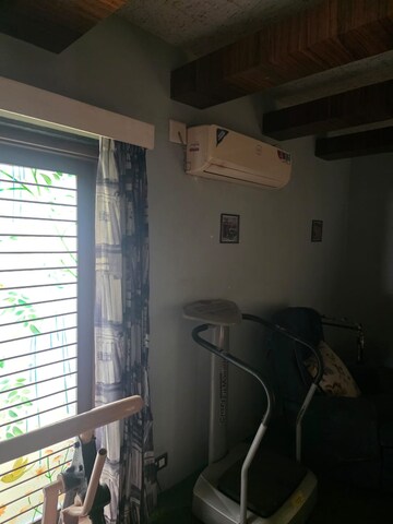 Team Area in  Warehouse at Paldi – for Rent