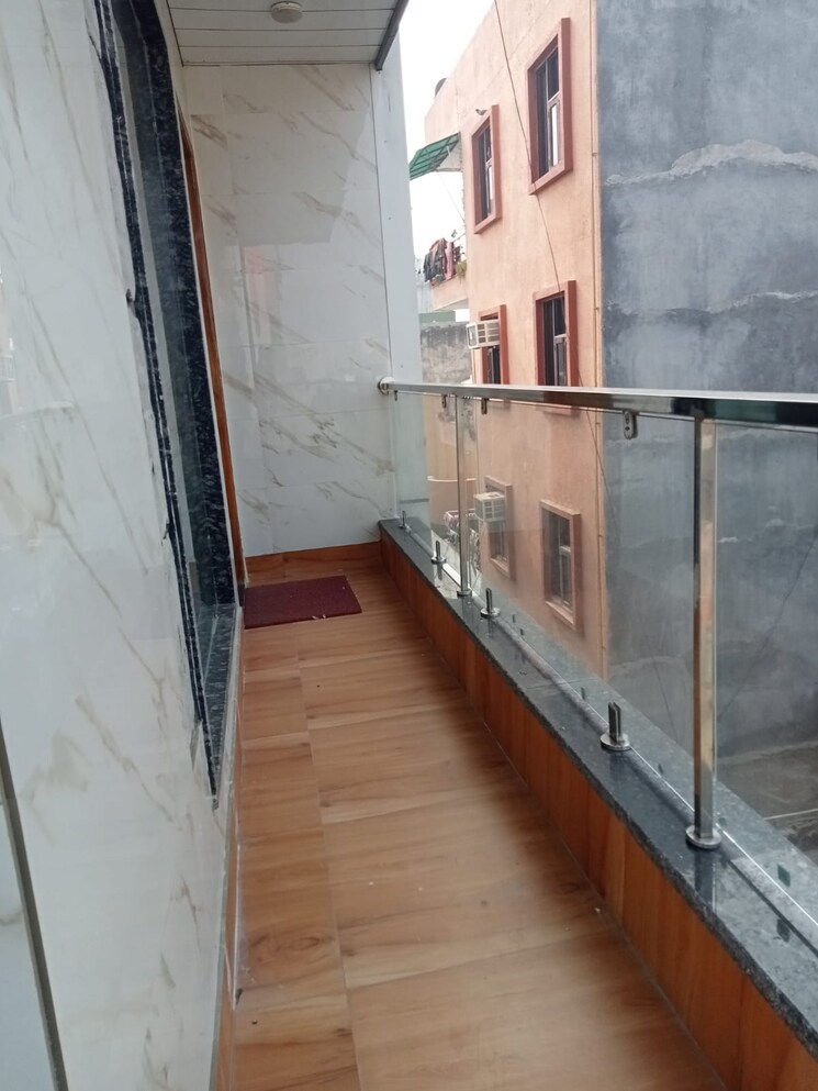 Balcony, kamalpur 3 Bedroom 810 Sq.Ft. Apartment In Kamalpur Delhi 9762996