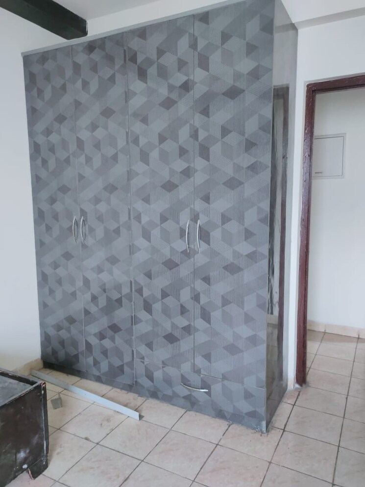 Bedroom, ansal-royal-heritage 3.5 Bedroom 1815 Sq.Ft. Apartment In Sector 70 Faridabad 9763412