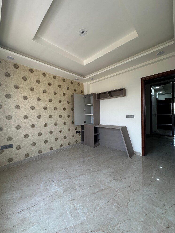  Parking, soha-neal-city 3 Bedroom 1150 Sq.Ft. Builder Floor In Sector 98 Faridabad 9763332