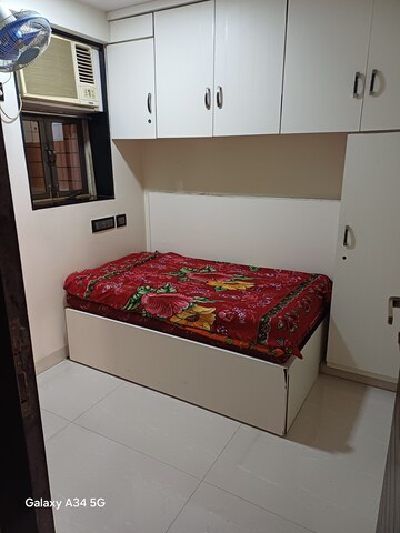 Bedroom in 1.5 BHK Apartment at Kopar Khairane – for Rent