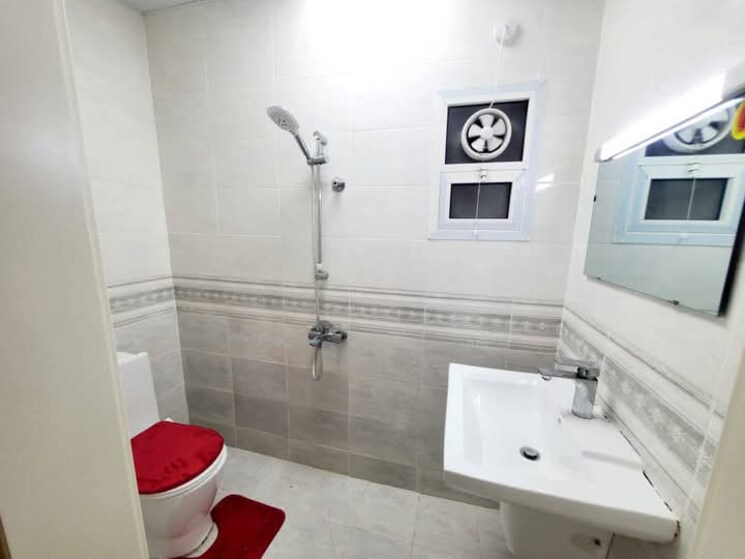 Bathroom, konshila-kurla-lig-vikrant-chs 1.5 Bedroom 408 Sq.Ft. Apartment In Kurla West Mumbai 9743020