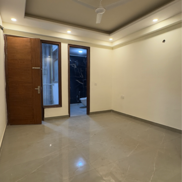 Room in 3 BHK Builder Floor at Chattarpur – for Rent