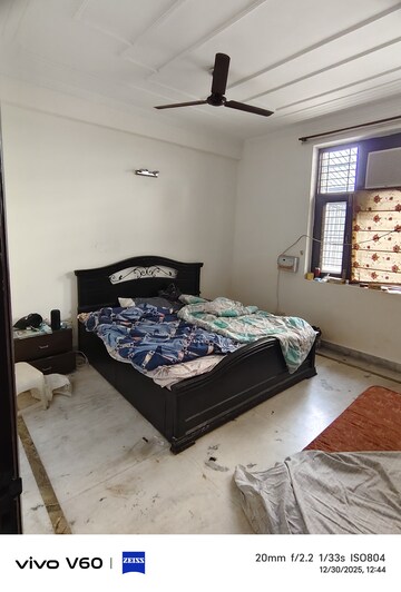Bedroom in 6 BHK Independent House at RWA Apartments Sector 50, Sector 50 – for Rent