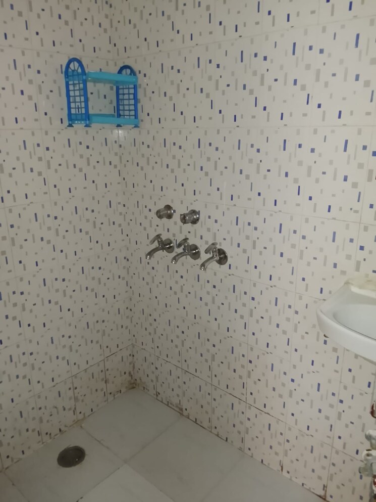 Bathroom, sector 4 2 Bedroom 1600 Sq.Ft. Apartment In Sector 4 Panchkula 9763796