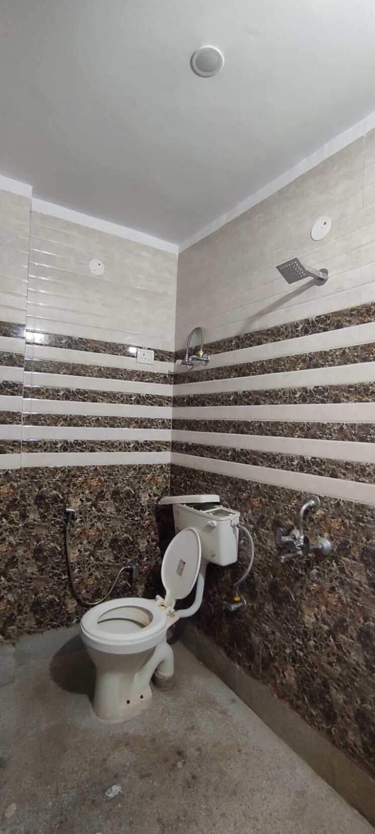 Bathroom, saket 1 Bedroom 450 Sq.Ft. Builder Floor In Saket Delhi 9764034