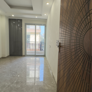 Room in 3 BHK Apartment at Chattarpur – for Sale