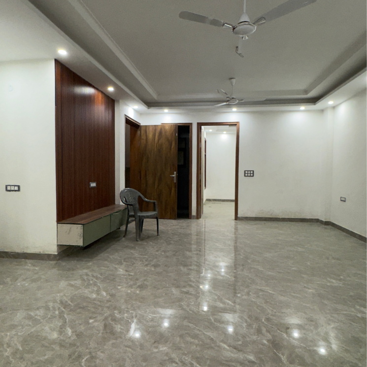 Room, chattarpur 3 Bedroom 1300 Sq.Ft. Apartment In Chattarpur Delhi 9764029
