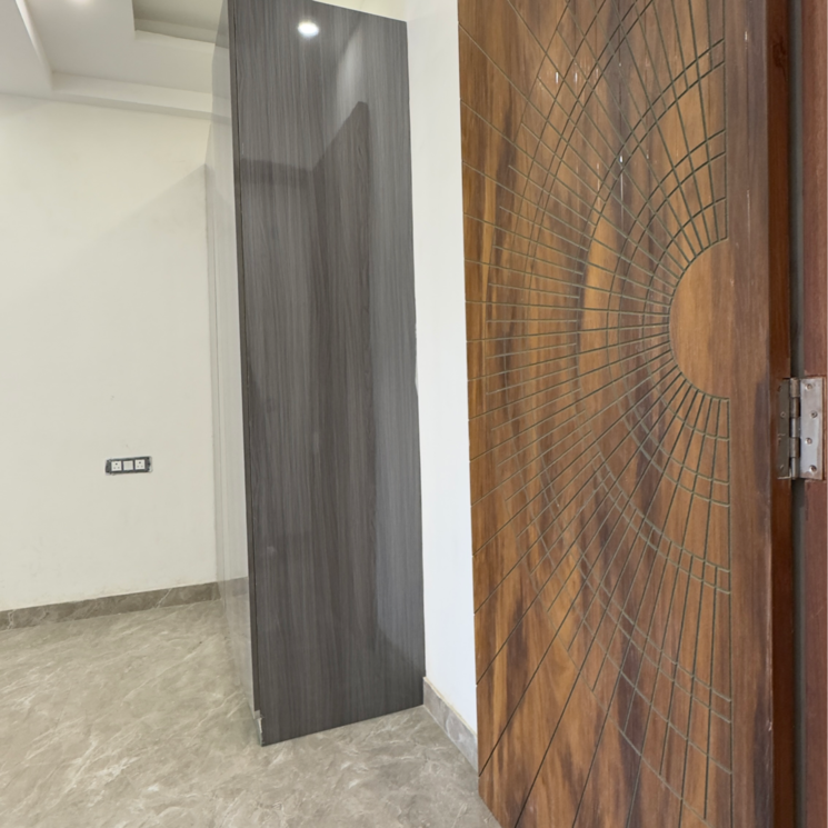 Room, chattarpur 3 Bedroom 1300 Sq.Ft. Apartment In Chattarpur Delhi 9764029