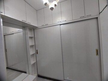 Room in 3 BHK Builder Floor at Sector 88 – for Rent