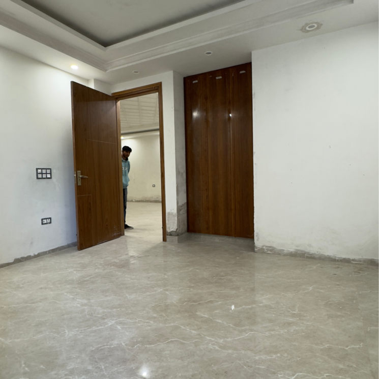 Room, chattarpur 4 Bedroom 2000 Sq.Ft. Apartment In Chattarpur Delhi 9764170